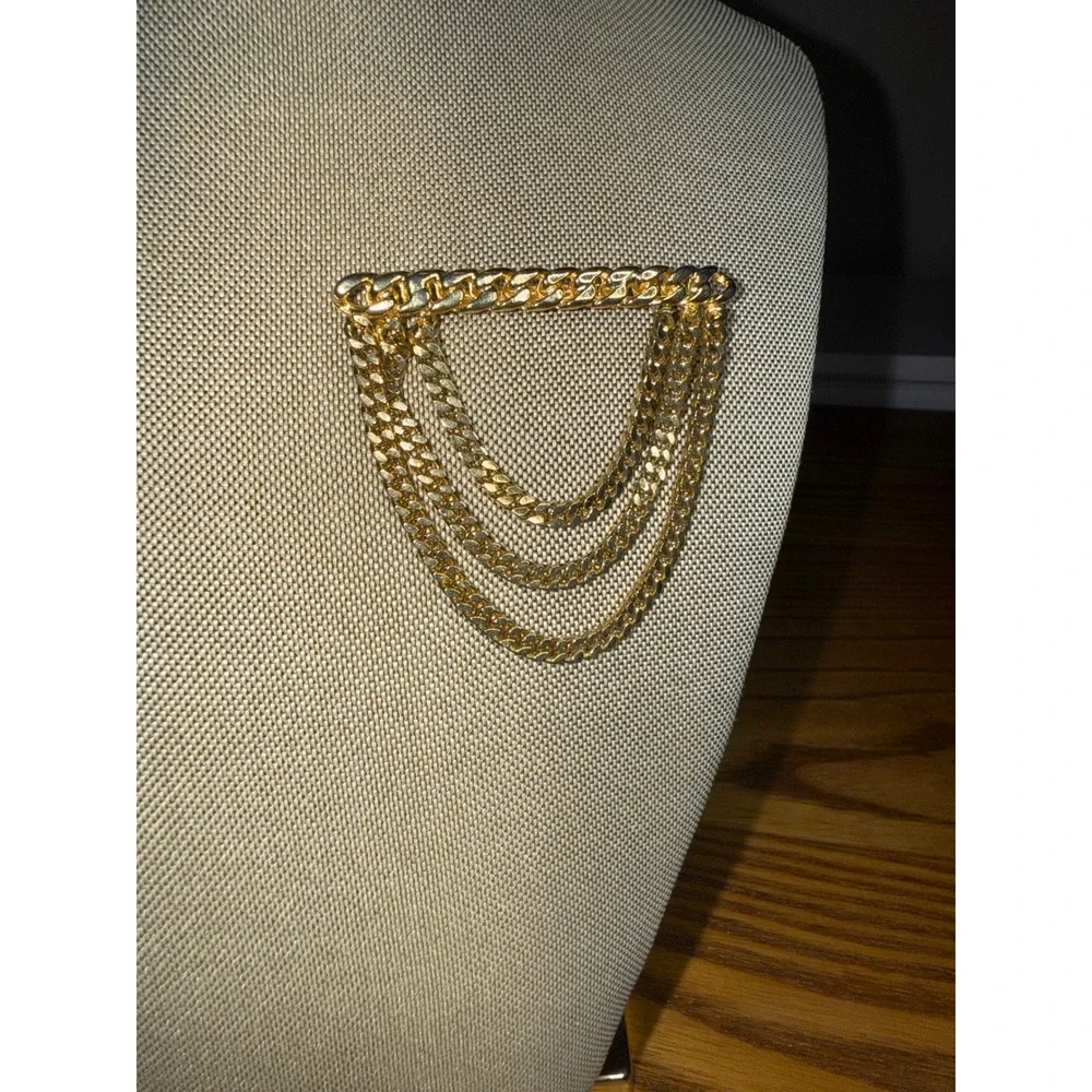 Gold Tone Triple Tier Curb Chain Swag Brooch Statement Lapel Pin